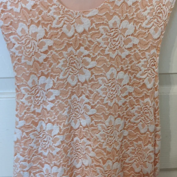 Summery 3/4 length sleeved dress - Picture 3 of 9